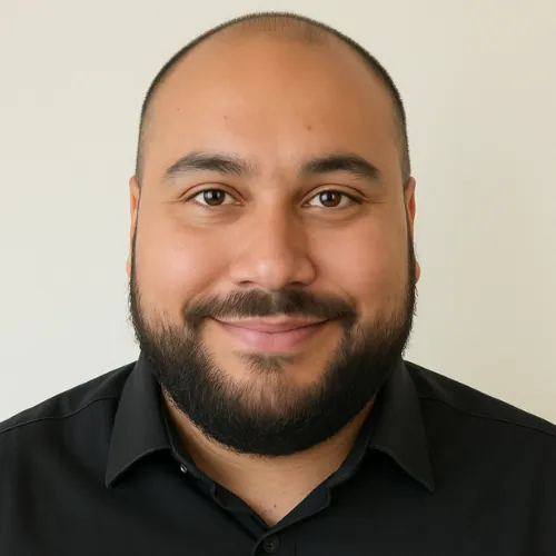 Portrait de Hazem Mabrouk, gérant de KSH Formation